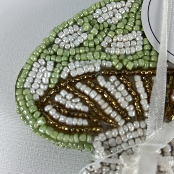 Mushroom Beaded Drink Coasters - Green White & Gold - Set of 4 NEW - Picture 2 of 4